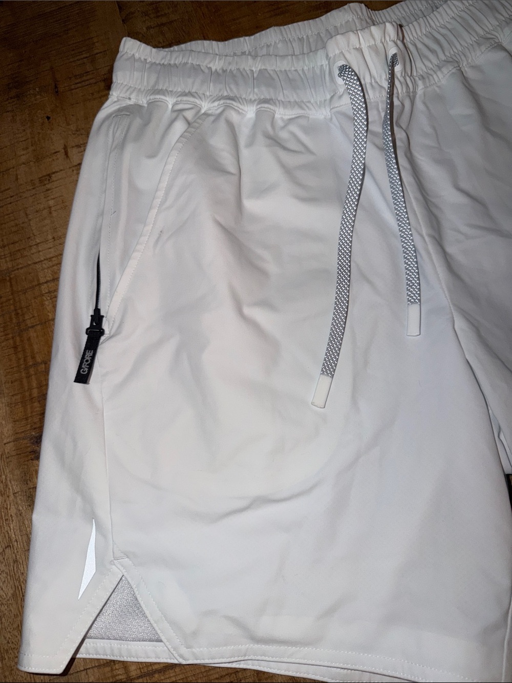 G/FORE Men's White Performance Athletic Shorts - Picture 3 of 7